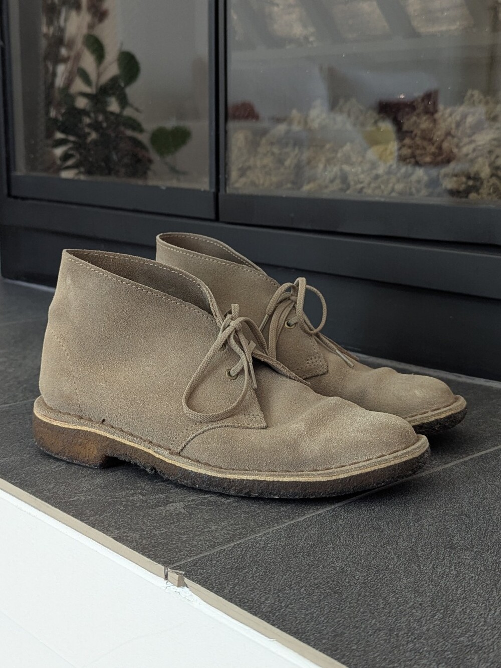 Women's Suede Desert Boots - Clarks